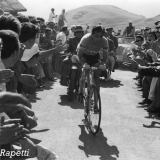 C Coppi Transita Sulla Bocchetta X 1955-05c-coppi-transita-sulla-bocchetta-1024x682