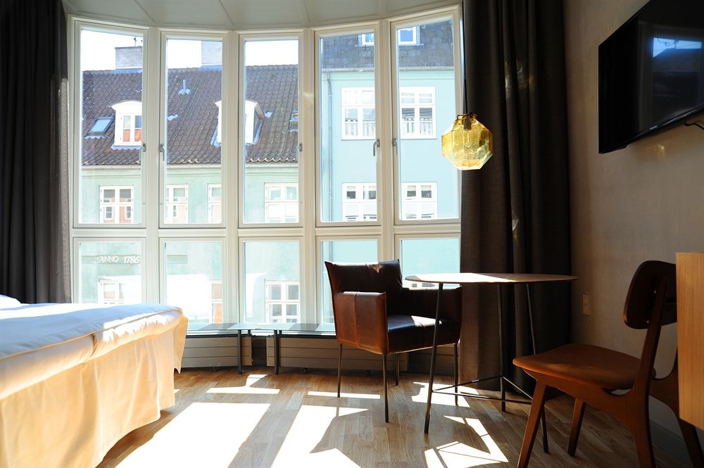 Z Hotel SP34