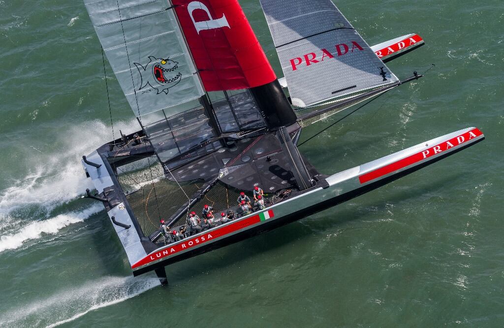 Luna Rossa AC72