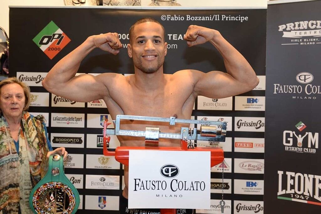 GIACON vs JAMOYE CAMPIONATO MONDIALE SILVER WBC BOXE