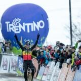 wout-van-aert-principe-della-neve-nella-coppa-del-mondo-di-ciclocross-in-val-di-sole