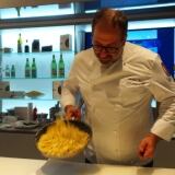 20150928-211849-1024x576