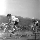 35-fausto-coppi-followed-by-gino-bartali-during-the-giro-del-piemonte-1953-grande