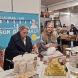 20251017-191633-15-11zon