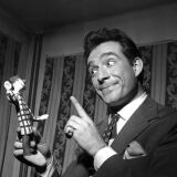 ugo-tognazzi-864x1024