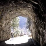 B Ta b05946-1-750-ta