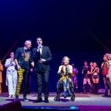 lenny-alvarez-e-gravity-cast