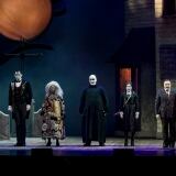 luca-vantusso-lkv-famiglia-addams-logo-210746-5d4a5615