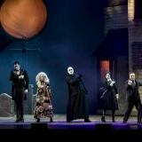 luca-vantusso-lkv-famiglia-addams-logo-210757-5d4a5622