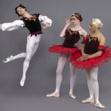 paquita-pas-de-trois-2