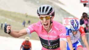 simon yates arrivo stretto