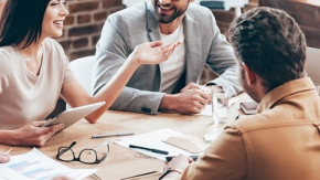 felicita al lavoro shutterstock jpg