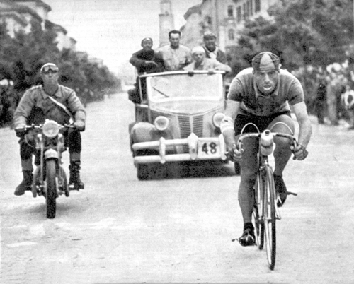 Bevilacqua Vince A Pes dodicesima tappa giro 2016