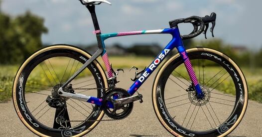 de rosa ogni maggio