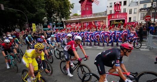 Moulin Rouge Tour De France Paris Cancan moulin rouge tour de france paris cancan