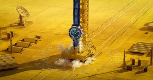 breitling navitimer b cosmonaute artemis ii copertina