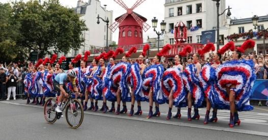 sport media sport news be dffdbcd le tour de france a montmartre comme les jo cyclisme moulin rouge sa x