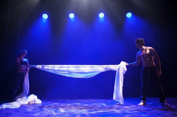 Foto Lenzuolo X Come Erika e Omar Musical