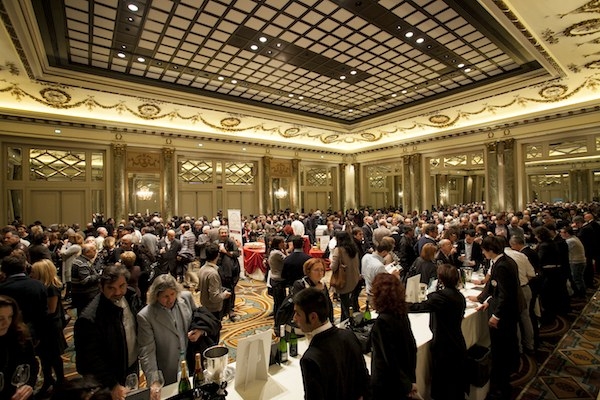 Prosecco vs Champagne la sfida infinita tra bollicine 