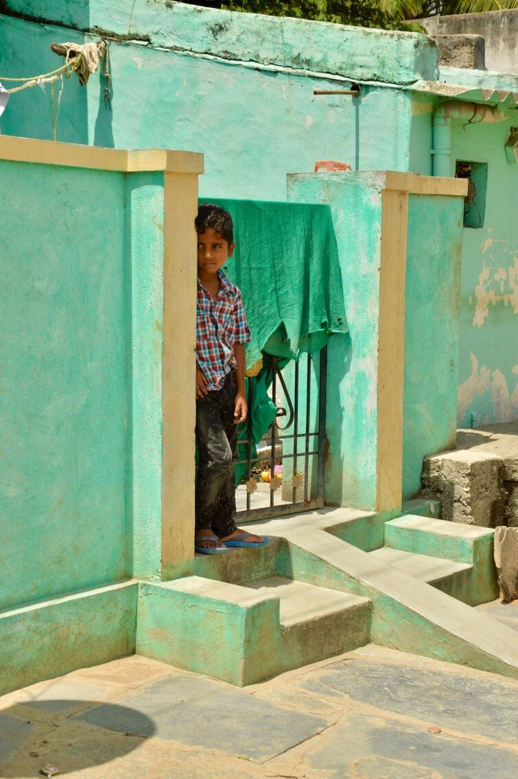 Tra Volti E Citt C A Mostra Fotografica Di Giulia Francescon Bimbo tra volti e citt c a mostra fotografica di giulia francescon bimbo