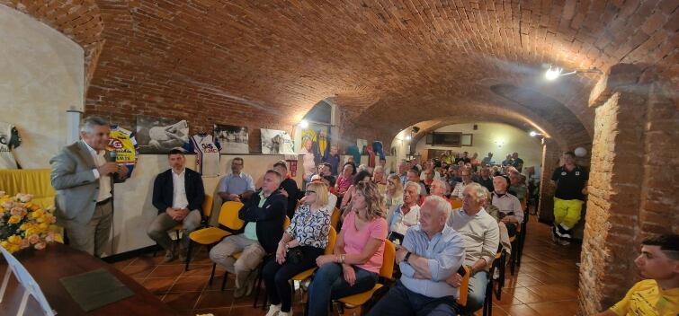 Foto Pasturana Tour De France Sala foto pasturana tour de france sala