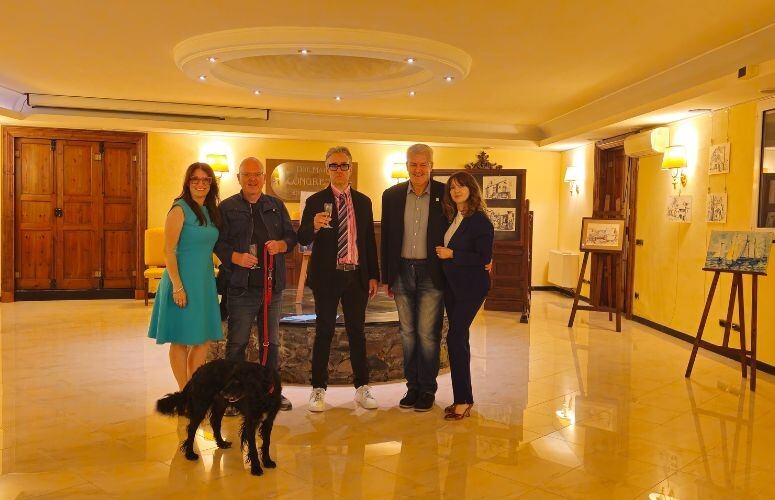 Ovettodicolombo Mostra Rita Annuti Foto Gruppo ovettodicolombo mostra rita annuti foto gruppo