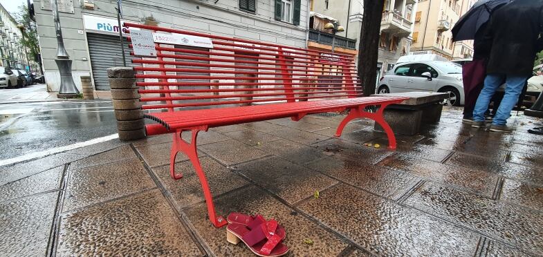 Panchine Rosse panchine rosse