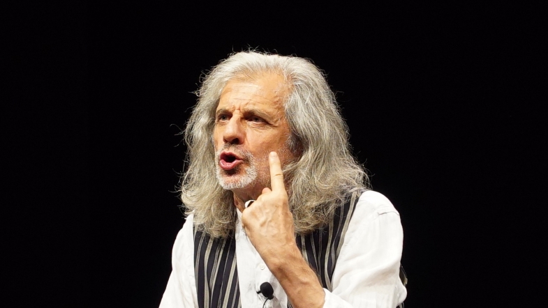 trascendi e sali alessandro bergonzoni