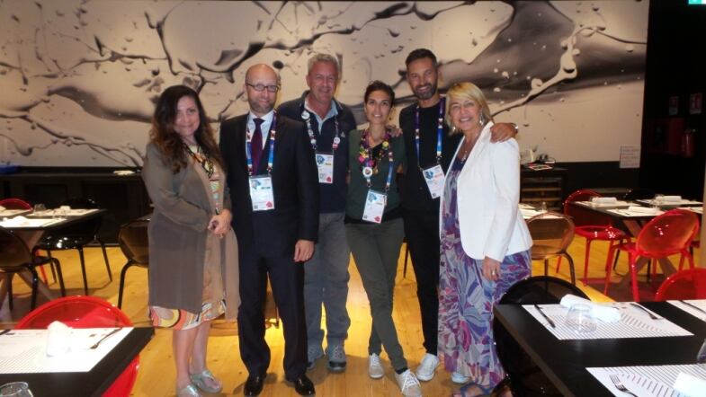 Caf&eacute; des Chefs