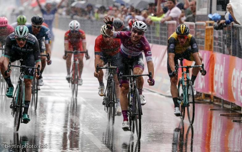 Franciacorta Stage Viviani Volata Stage Bettiniphoto Px franciacorta stage viviani volata stage bettiniphoto px