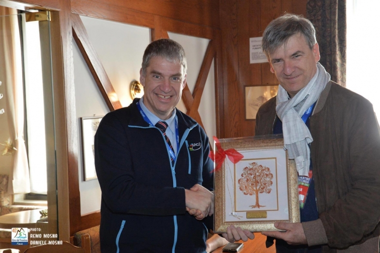 O X 13072670_1118871078133293_2459212609345148960_o