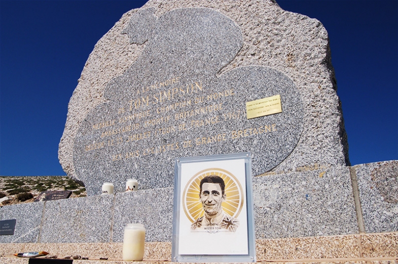 Tom Simpson Memoriale Mont Ventoux Ovetto Di Colombo tom simpson memoriale mont ventoux ovetto di colombo