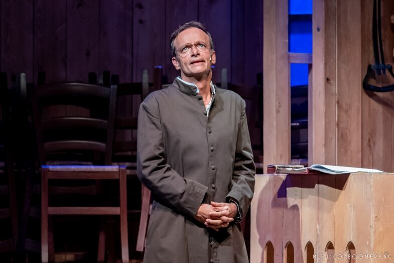 aggiungi un posto a tavola gianluca guidi