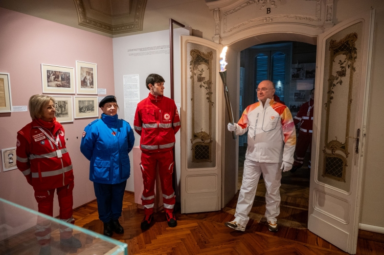 cri fiamma olimpica milanocortina micr