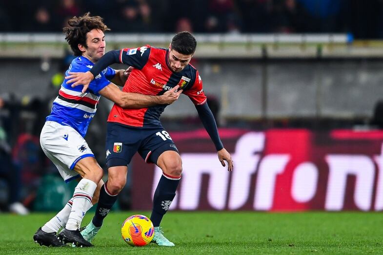 derby della lanterna   contrasto