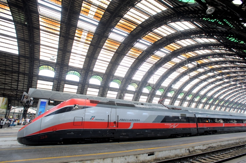 Frecciarossa Trenitalia Ilrestodelcarlino frecciarossa trenitalia ilrestodelcarlino