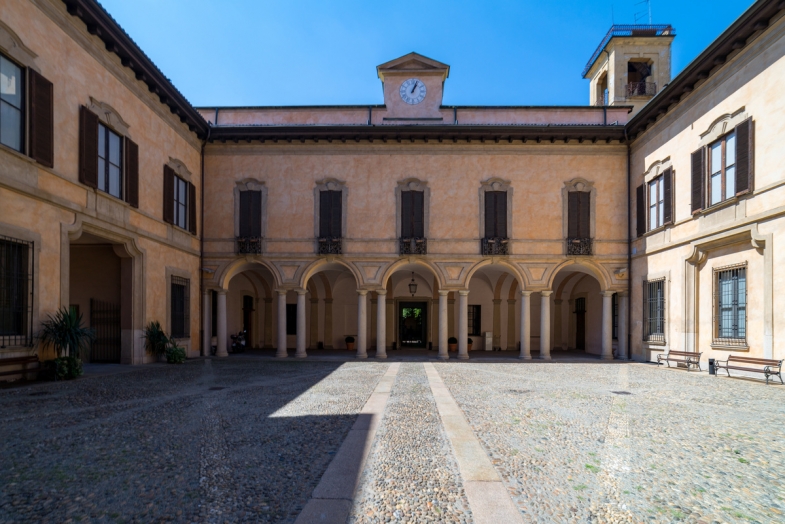 palazzo clerici milano