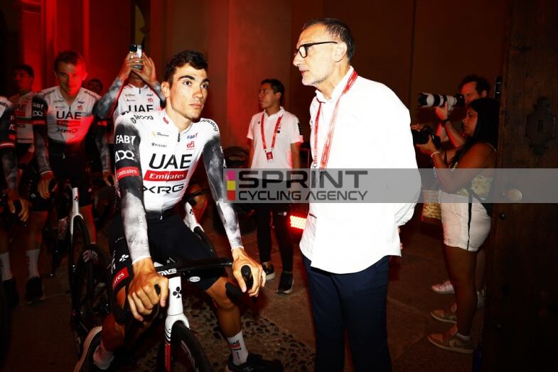 la-vuelta-2025-ayuso-ovetto-di-colombo