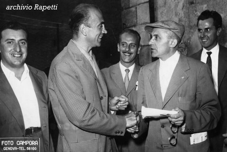 Il Patron accoglie il “Leone delle Fiandre” Magni alla punzonatura dell’”Appennino” 1955.