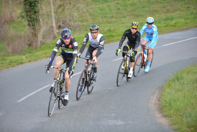 Pnc X Paris-Nice 2016 - 10/03/2016 - Etape 4 - Julienas - Romans-sur-Isere (195;5 km) - Quatre coureurs s'echappent des le kilometre 6 : VACHON Florian; BRAMMEIER Mattew; VOECKLER Thomas et SISKEVICIUS Evaldas