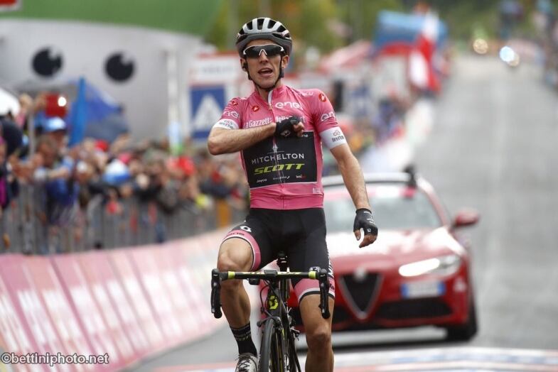 Simon Yates Sappada Arrivo Bettiniphoto Px simon yates sappada arrivo bettiniphoto px