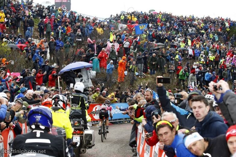 Zoncolan Yates Stage Giro Bettiniphoto Px zoncolan yates stage giro bettiniphoto px