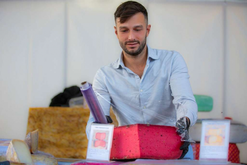 Roberto Formaggi Francesi roberto formaggi francesi