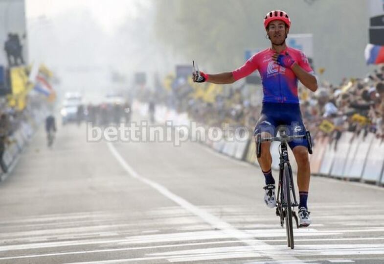 Bettiol Fiandre Arrivo bettiol fiandre arrivo