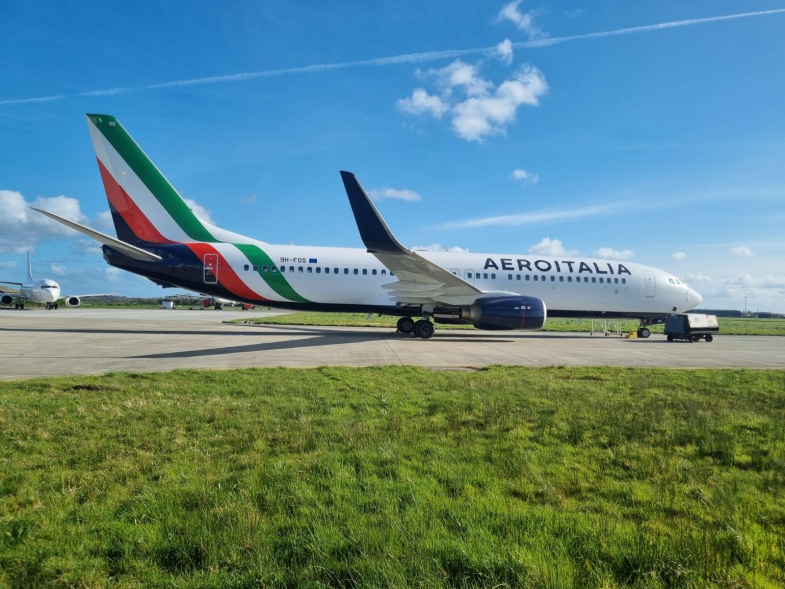 Aerotialia Livrea Nuova L'Ovetto di Colombo Aeroitalia nuovi collegamenti
