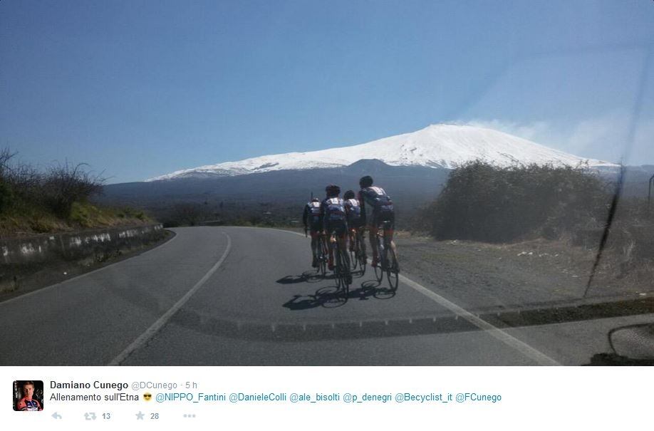 Cunego Allenamento Etna Training Camp Nippo Vini Fantini