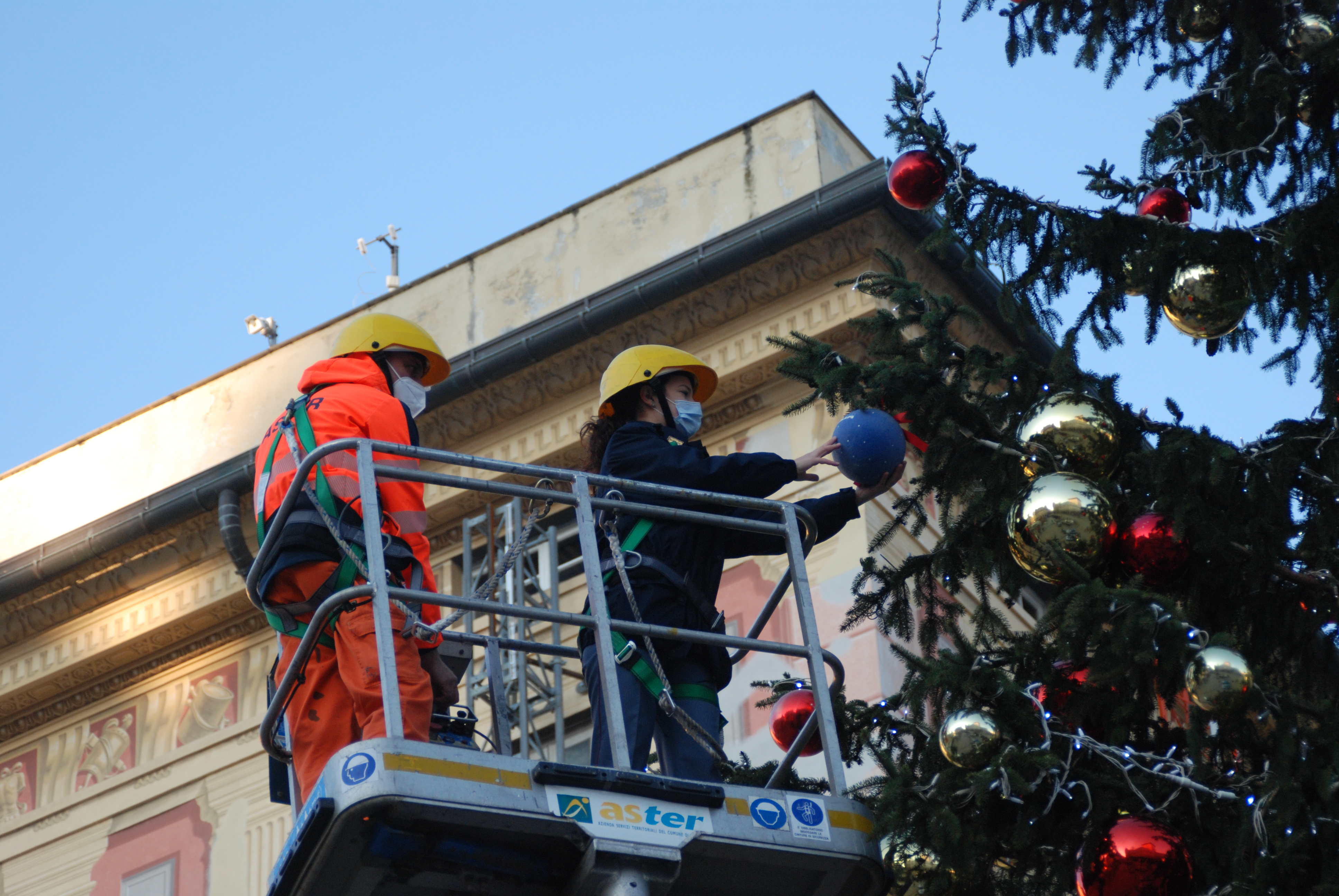 pallina di natale della polizia